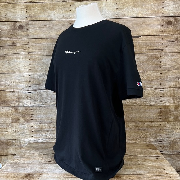 Champion Size Medium Mens Tee - Picture 3 of 7
